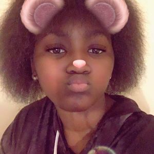 Meet your Posher, Mariama